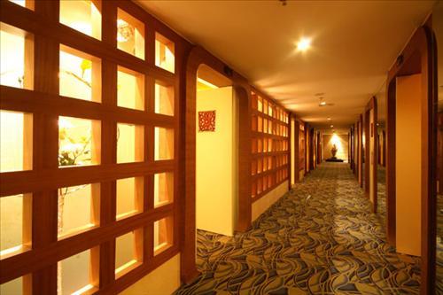 New Beacon International Hotel 4*