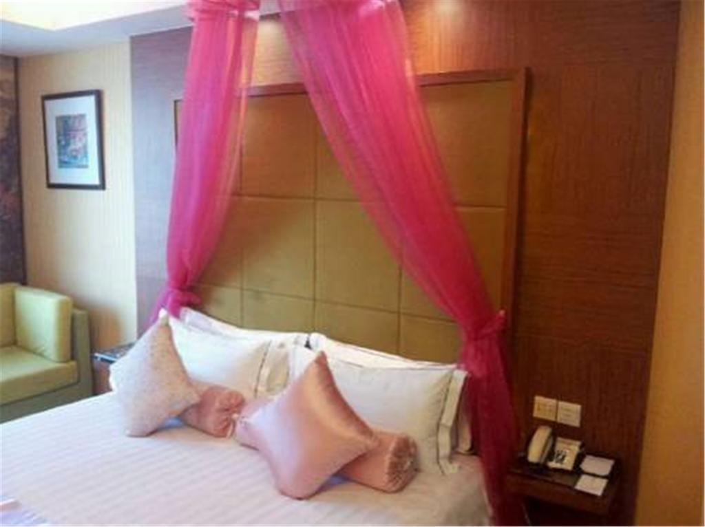 Hotel New Beacon International